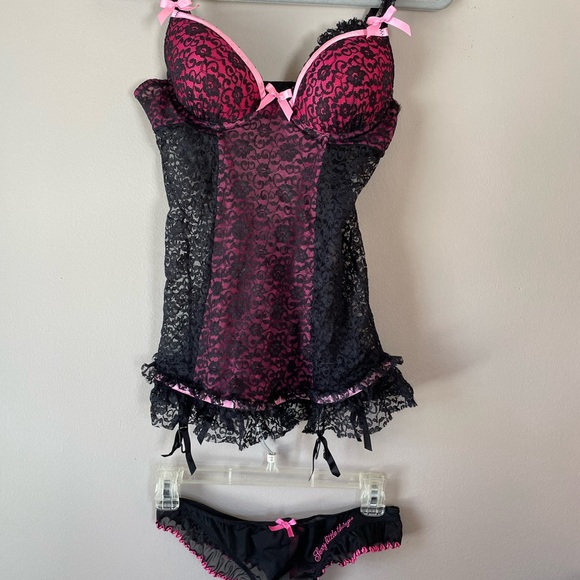 Victoria secret lingerie sexy little things - Picture 2 of 8